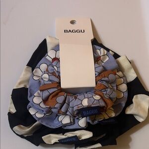 BAGGU Floral Scrunchies